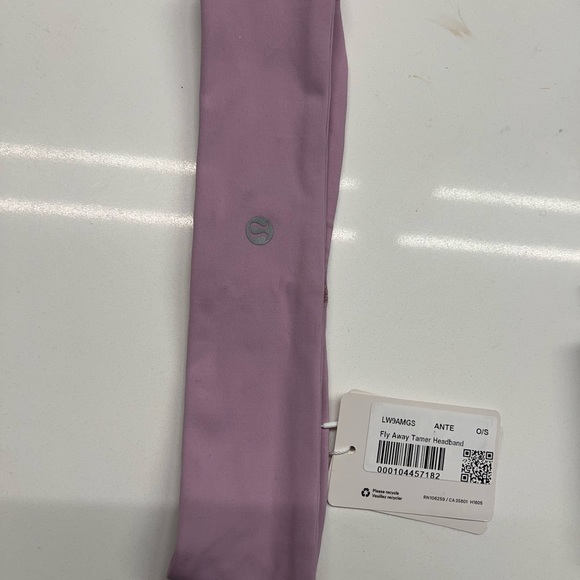 lululemon athletica Accessories - Lululemon fly away tamer headband